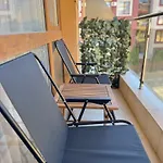 Appartamento Sea Breeze With Balcony In