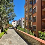 Sea Breeze With Balcony In Sveti Vlas